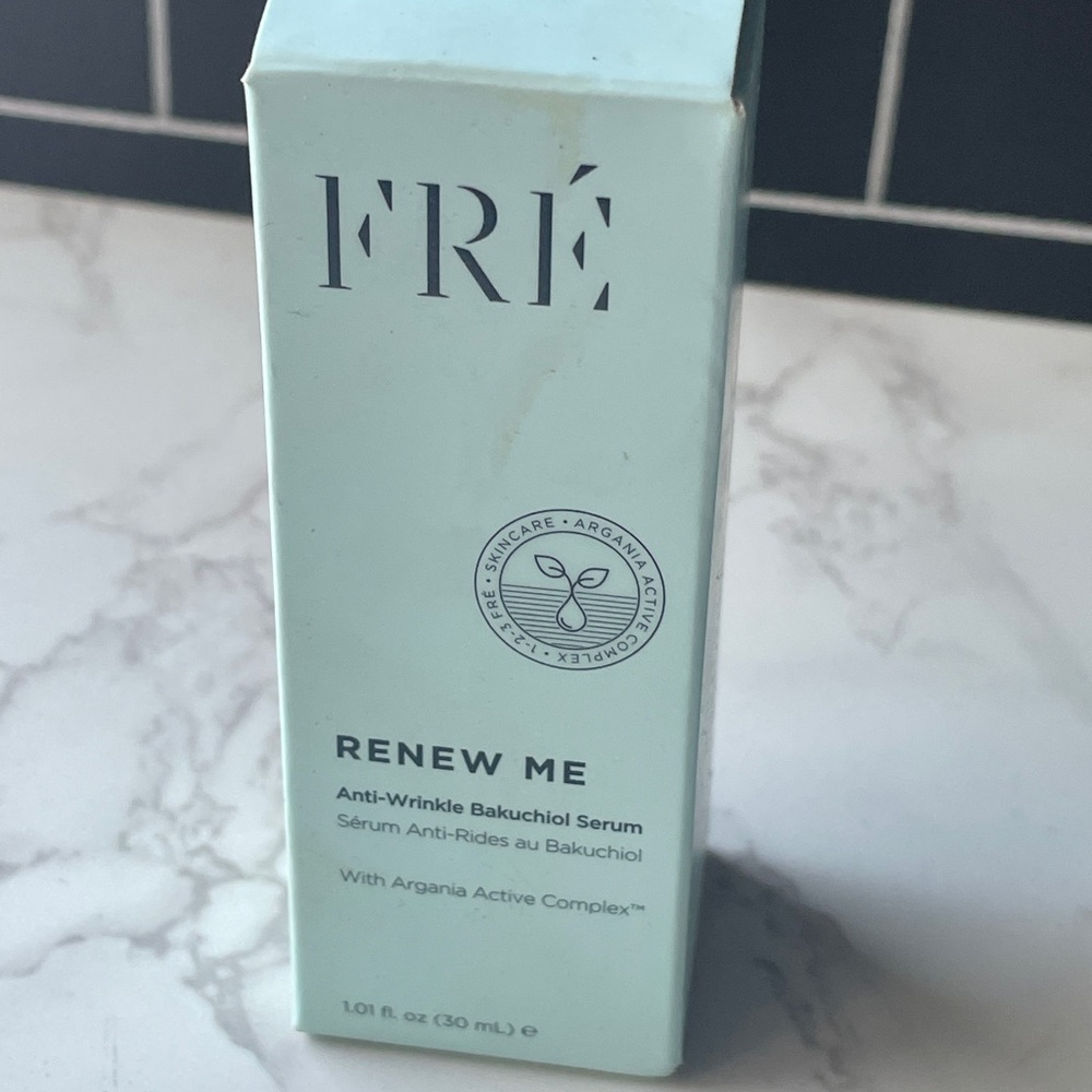 Renew Me Anti-Wrinkle Bakuchiol Serum - Mint Green